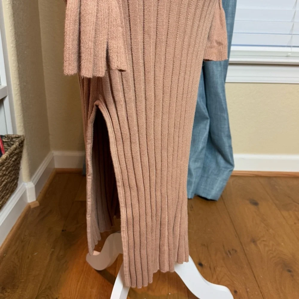 Rachel Parcell Wide Rib Midi Sweater Dress Flounce Sleeve Fitted Camel Sz S - Picture 8 of 12